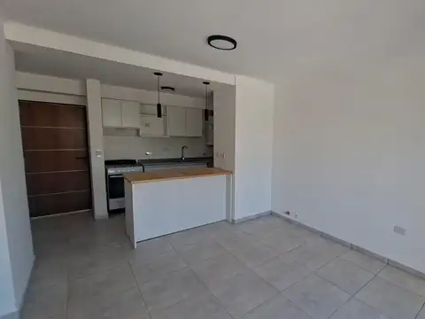 Departamento en Alquiler en Parana, $ 750.000