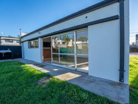 Casa en Venta 3 dormitorios en Villa Elisa