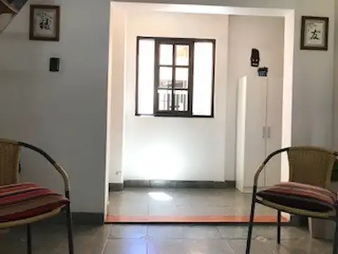 PH 5 AMBIENTES  AMPLIOS SIN EXP FRENTE ENT. INDEPENDIENTE 2 BAÑOS COMPL PATIO Y TERRAZA IMPECABLE