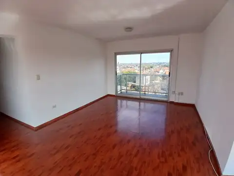 Departamento en Alquiler en Beccar, USD 750