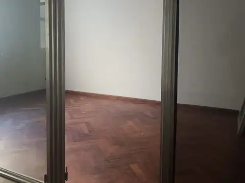 Oficina en Alquiler en Balvanera, $ 220.000