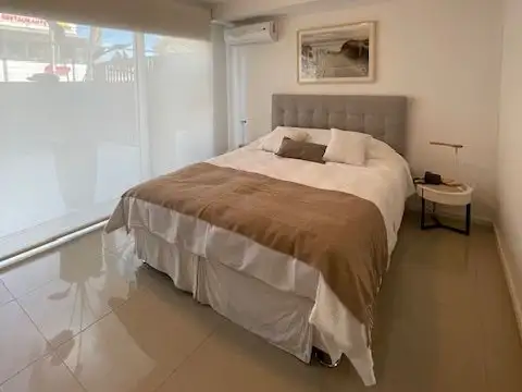 Departamento en Alquiler Temporal con 1 cocheras