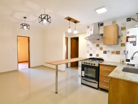 Departamento 3 amb. con balcón - Av. J. B. Justo y Juana Manso