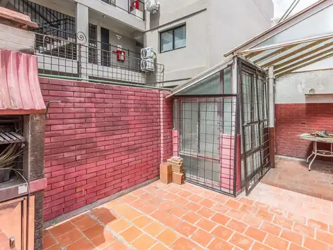 Depto Tipo Casa 5 ambientes con 1 baño