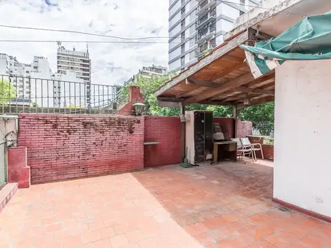 Depto Tipo Casa en Venta de 5 ambientes