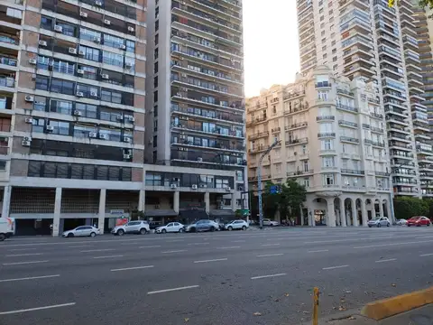 Avenida Del Libertador 200