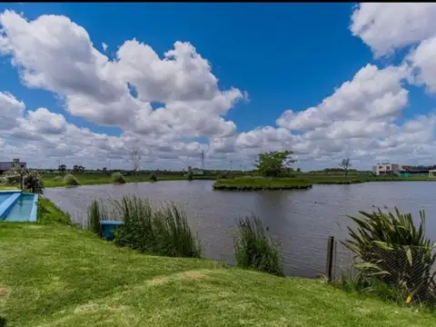 Terreno en venta - 300 mts2 - Carlos Spegazzini