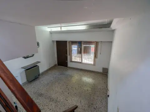 Depto Tipo Casa 4 ambientes con 1 baño