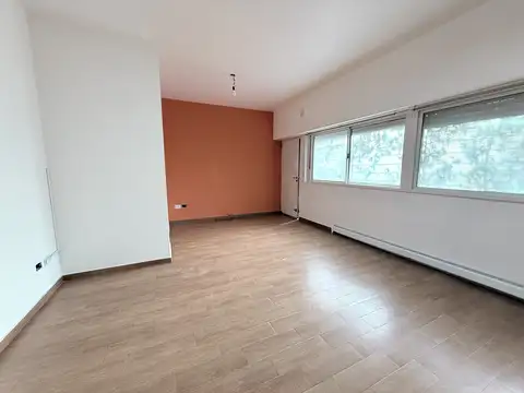 Depto Tipo Casa en Alquiler de 3 ambientes