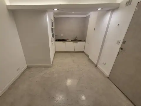 Departamento en Alquiler en Recoleta, $ 600.000