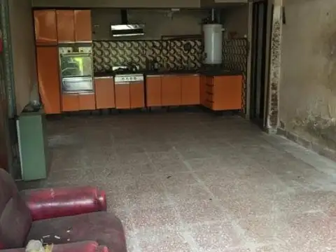 Francisco Emperanza 2668, Ituzaingó, Provincia de Buenos Aires, Argentina
