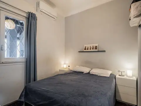 CASA . TRES AMBIENTES . QUINCHO Y JARDÍN . CASTELAR