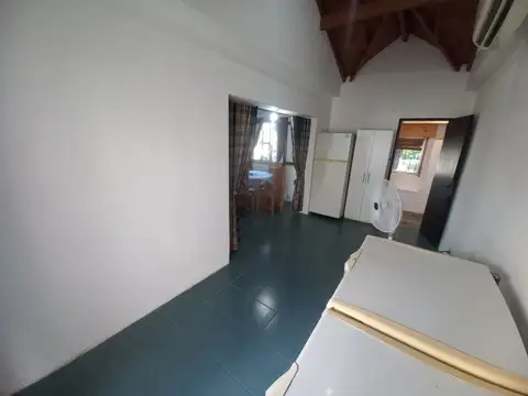 Casa 2 dormitorios en excelente ubicación