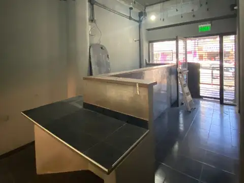 Local en Venta Via Pública