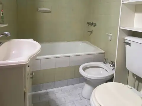 ALQUILER CASA 3 AMBIENTES CON PATIO TABLADA