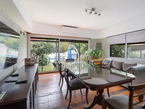 VENTA Casa 6amb Olivos Golf Parque Cocheras Pileta