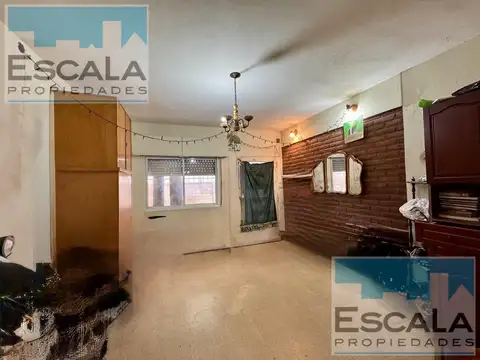Casa 3 ambientes con 2 baños