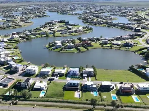 Lote interno de 601 m² en San Sebastián – Área 13