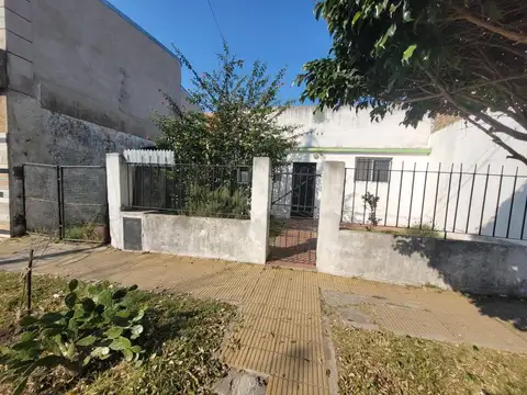 Casa en Venta en Bernal, USD 65.000
