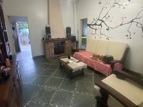 Depto Tipo Casa en Venta 56 años