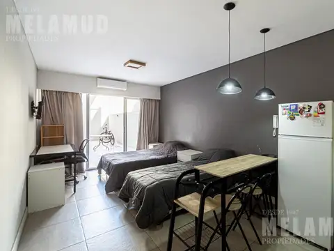 MONOAMBIENTE CON PATIO / VENTA / BALVANERA FINANCIACION PROPIA
