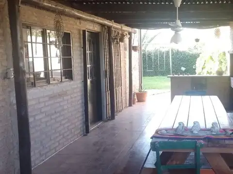 Casa  de 3 ambientes en Sauce Viejo