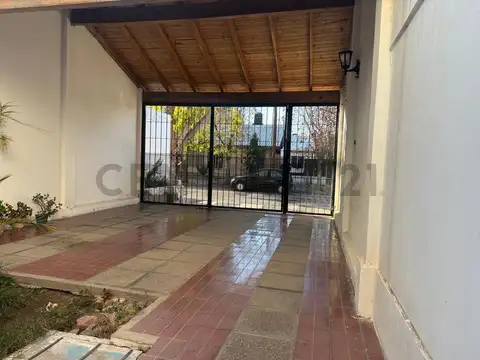 LAS ACACIAS 3300