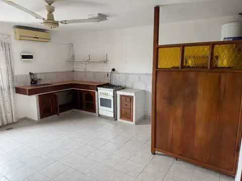 VENTA CASA JUNIORS 4 DORMITORIOS QUINCHO