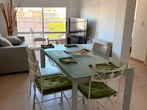 Fischetti 4900, Piso 9