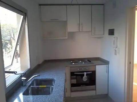 Miro 400, Piso 2