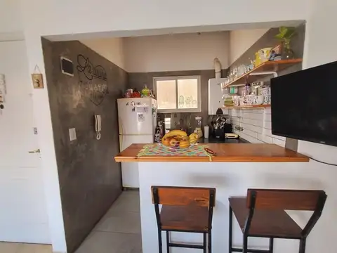 Depto Tipo Casa en Venta 40 años