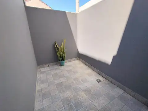 Depto Tipo Casa en Venta de Monoambiente