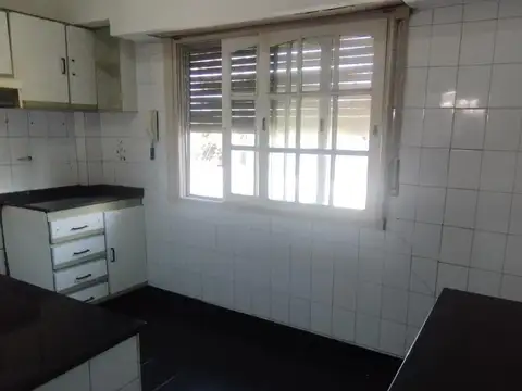 Departamento en Alquiler de 3 dormitorios