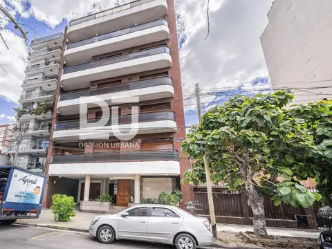 Edificio Comercial a la venta en Morón Centro
