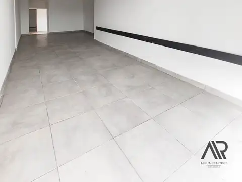 ALQUILER DE LOCAL COMERCIAL SOBRE AV. GIANNATTASIO. CIUDAD DE LA COSTA