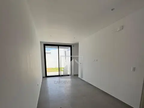 Casa en Venta en Barrio Rincones de Manantiales, USD 128.000