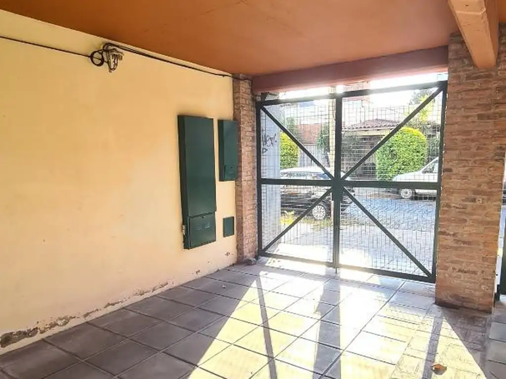 Departamento 2 ambientes con cochera doble y balcon - Foto 18