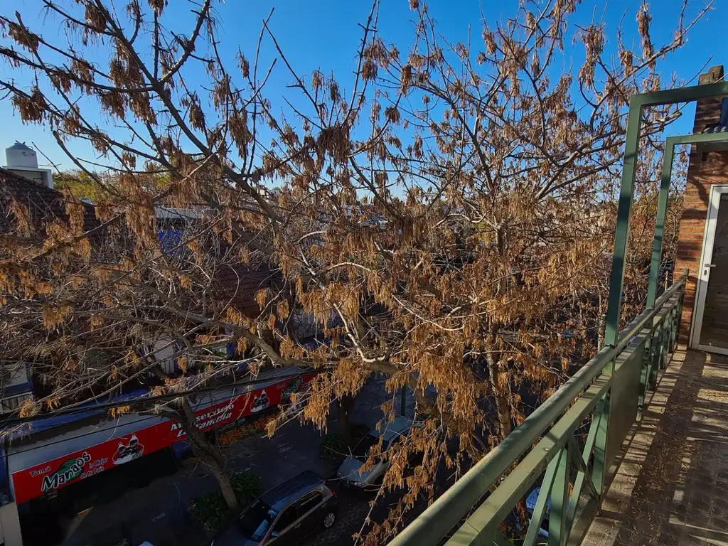 Departamento - 42  m² Cubierta | 1 dormitorio | 1 baño | 2 ambientes | 1 cocheras | Bueno