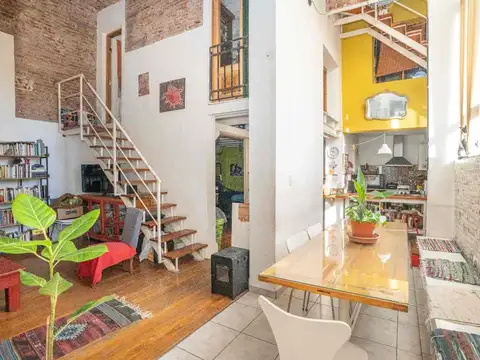 Depto Tipo Casa en Venta 43 años