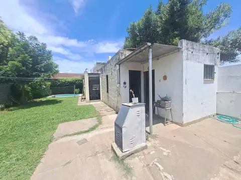OPORTUNIDAD AJUSTAMOS PRECIO VENTA LOCAL con 2 CASAS ESCOBAR CENTRO PARRILLA PILETA JARDIN QUINCHO
