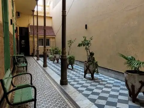 Hotel en Venta 50 años