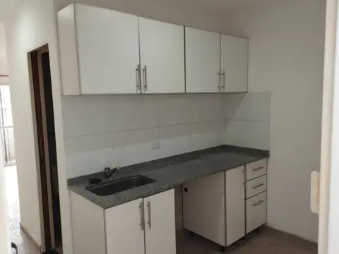 Departamento en Alquiler en Villa Ballester, $ 500.000