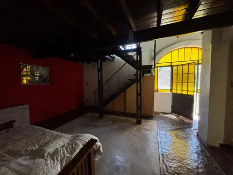 Casa 8 ambientes con 5 baños