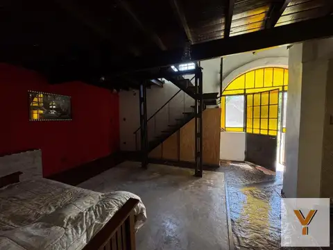 Casa 8 ambientes con 5 baños