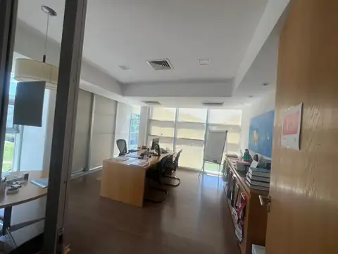 Oficina en Alquiler al Oeste