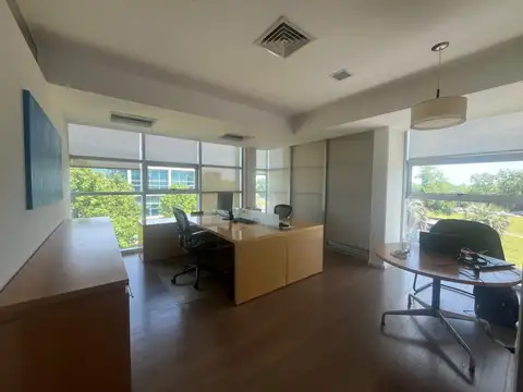 Oficina en alquiler en Skyglass 1 Ayres Vila Pilar