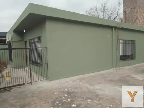 Casa en venta - 2 Dormitorios 1 Baño - San Miguel