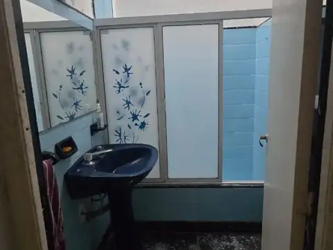 PH tipo CASA AL FRENTE  3 AMB, PATIO, TERRAZA, SIN EXPENSAS, CASEROS