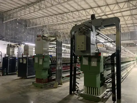 Calle 11 al 200 - 8166 m2