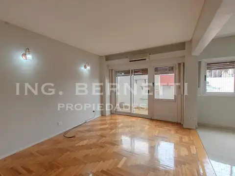 Avenida Salvador María Del Carril 3200, Piso 2